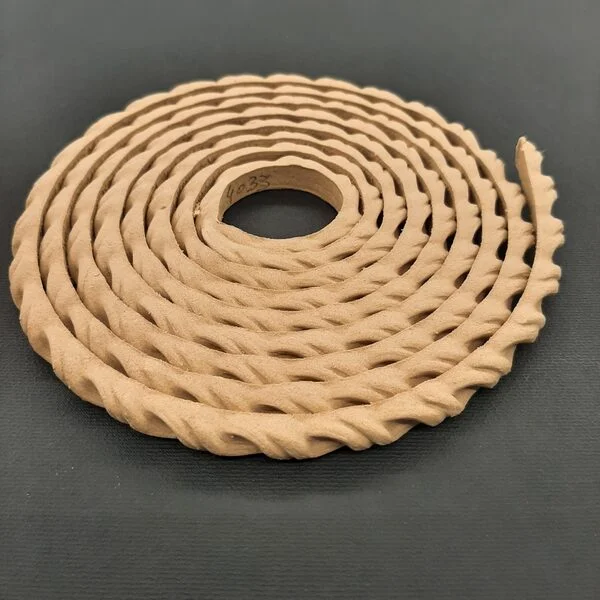 Ξυλόγλυπτη Τρέσα Εύκαμπτη ~215εκ. Χ 0,9εκ. 4033